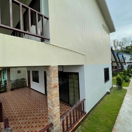Hotel Lanta Arrow House Ko Lanta Exterior foto
